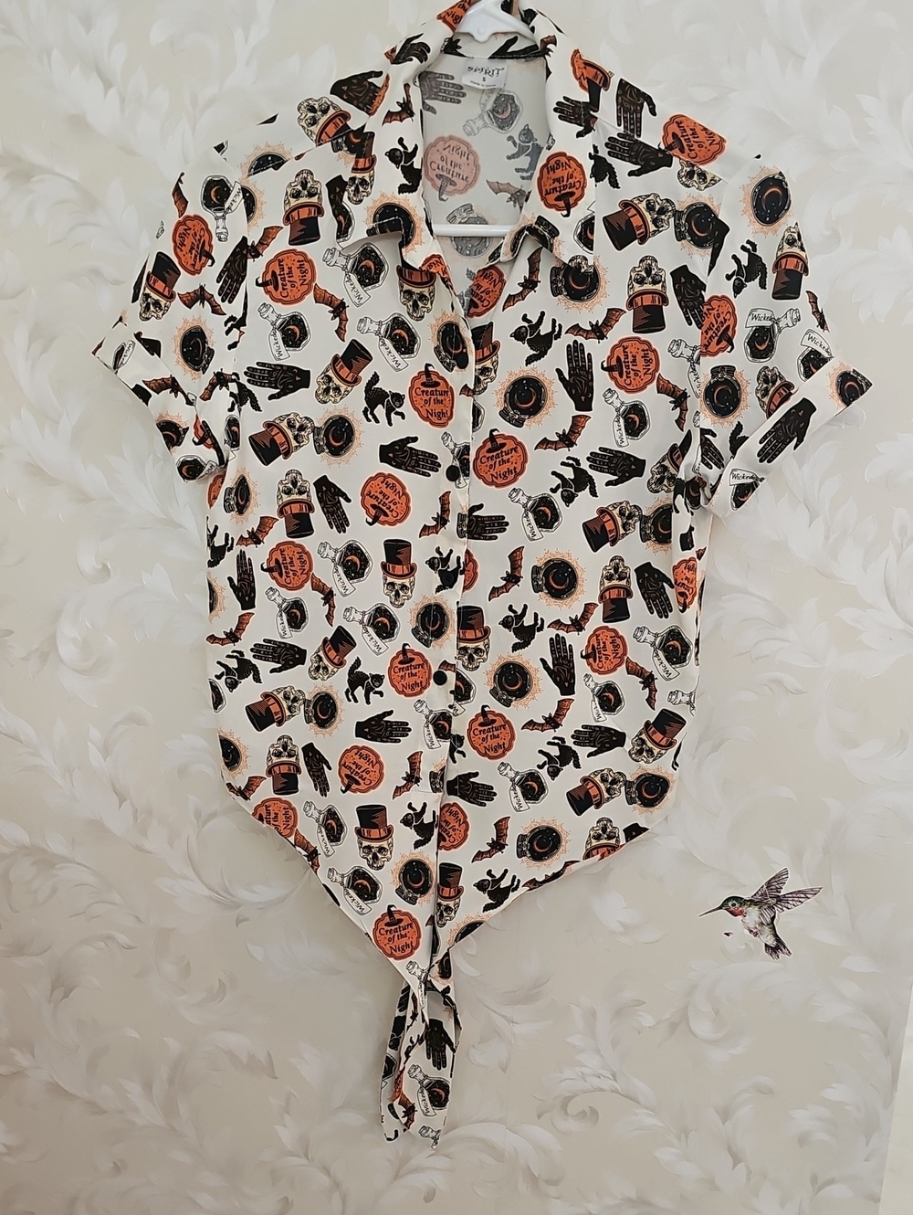 Spirit White Button-Down Tie-Hem Shirt with Black and Orange Halloween Print